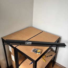 Czarne profile aluminiowe U do taśmy LED 12 mm