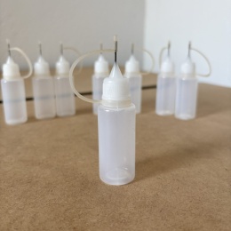 Buteleczki aplikacyjne 15 ml z metalową końcówką - zestaw