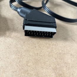 Konwerter przewodowy Scart-HDMI z zasilaniem USB
