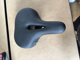 Siodełko rowerowe Anfil Memory Foam 3.0 z pokrowcem